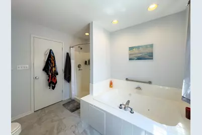 1219 Golf Lane, Wheaton, IL 60189 - Photo 21