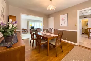 1219 Golf Ln, Wheaton, IL 60189 - Photo 11