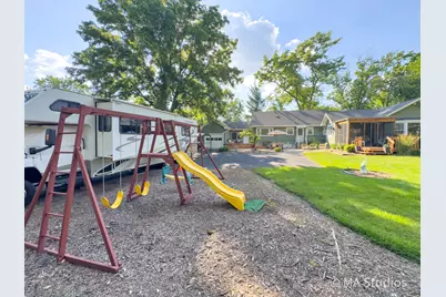 1219 Golf Lane, Wheaton, IL 60189 - Photo 61