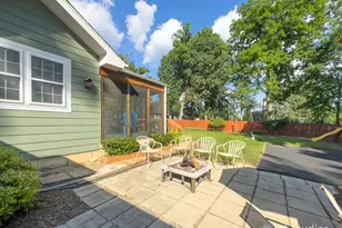 1219 Golf Ln, Wheaton, IL 60189 - Photo 57