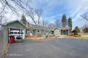 1219 Golf Ln, Wheaton, IL 60189 - Photo 59