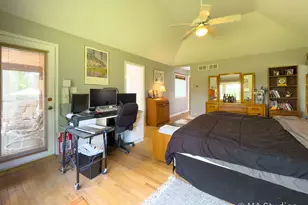 1219 Golf Ln, Wheaton, IL 60189 - Photo 19