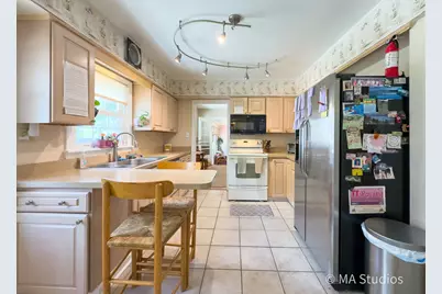 1219 Golf Lane, Wheaton, IL 60189 - Photo 15