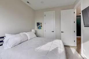 1715 S Morgan St, Chicago, IL 60608 - Photo 17