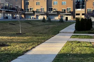 319 Elm Ct., Mount Prospect, IL 60056 - Photo 3