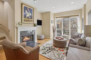 525 N Peoria St, Chicago, IL 60642 - Photo 3