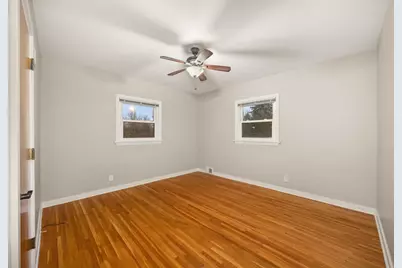 704 E 9th Street, Lockport, IL 60441 - Photo 21