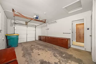 704 E 9th Street, Lockport, IL 60441 - Photo 33