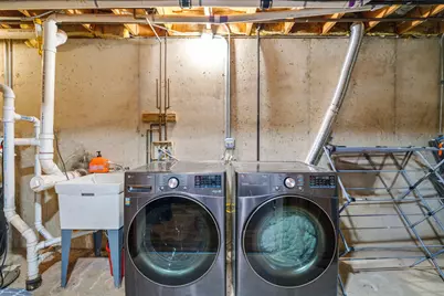 18710 Walnut Avenue, Country Club Hills, IL 60478 - Photo 27