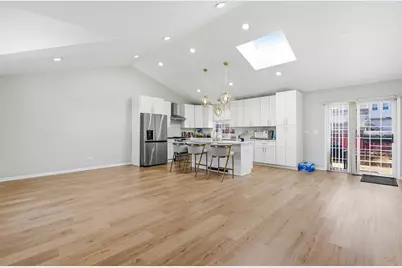 18710 Walnut Avenue, Country Club Hills, IL 60478 - Photo 7