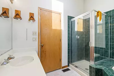 18710 Walnut Avenue, Country Club Hills, IL 60478 - Photo 17