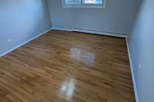 8856 Northshore Dr, Des Plaines, IL 60016 - Photo 7