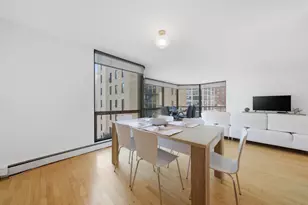 1310 N Ritchie Ct, Chicago, IL 60610 - Photo 9