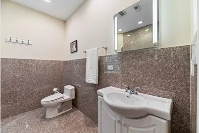11556 W Elmwood Place, Deerfield, IL 60015 - Photo 39