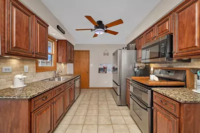 2905 Reardon Drive, Joliet, IL 60435 - Photo 7