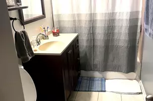 23W464 Olive Ct, Carol Stream, IL 60188 - Photo 9