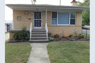 266 Madison Avenue, Calumet City, IL 60409 - Photo 1