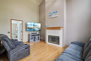 912 River Terrace Dr, Johnsburg, IL 60051 - Photo 15