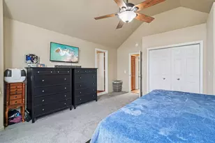 912 River Terrace Dr, Johnsburg, IL 60051 - Photo 21