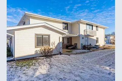 159 Chatham Court #B, Bloomingdale, IL 60108 - Photo 3