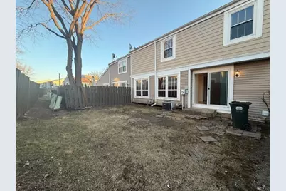 2080 Sutherland Place, Hoffman Estates, IL 60169 - Photo 21