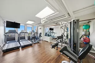 100 E Walton St, Chicago, IL 60611 - Photo 31