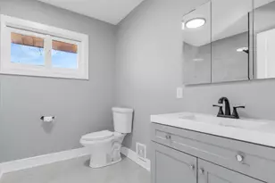 2308 Salem Blvd, Zion, IL 60099 - Photo 15