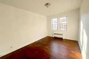 6557 N California Ave, Chicago, IL 60645 - Photo 5