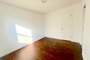 6557 N California Ave, Chicago, IL 60645 - Photo 7