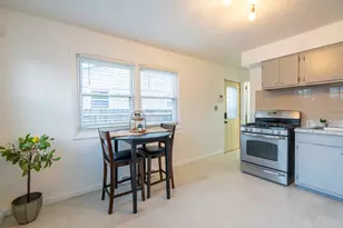 1607 Hovey Ave, Normal, IL 61761 - Photo 9