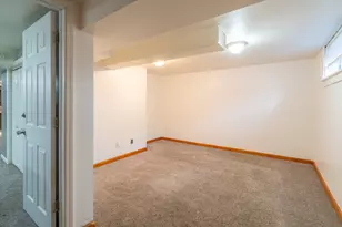 1607 Hovey Ave, Normal, IL 61761 - Photo 25