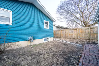 1607 Hovey Avenue, Normal, IL 61761 - Photo 25