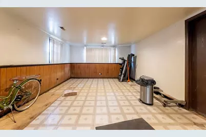 7719 S Merrill Avenue, Chicago, IL 60649 - Photo 13