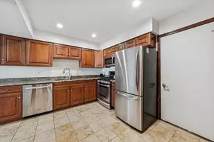 1105 Longford Rd, Bartlett, IL 60103 - Photo 7