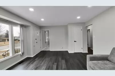 406 N Park Drive, Glenwood, IL 60425 - Photo 3