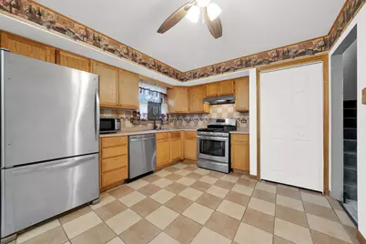 10732 S Meadow Lane, Palos Hills, IL 60465 - Photo 7