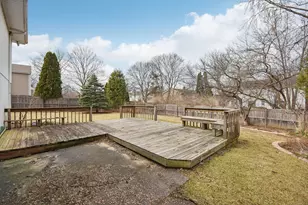 226 White Fawn Trail, Downers Grove, IL 60516 - Photo 41