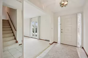 226 White Fawn Trail, Downers Grove, IL 60516 - Photo 5