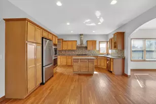 1302 Deerpath Dr, Yorkville, IL 60560 - Photo 17