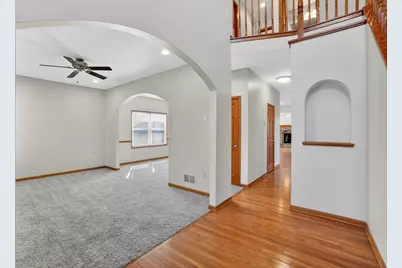 1302 Deerpath Drive, Yorkville, IL 60560 - Photo 9