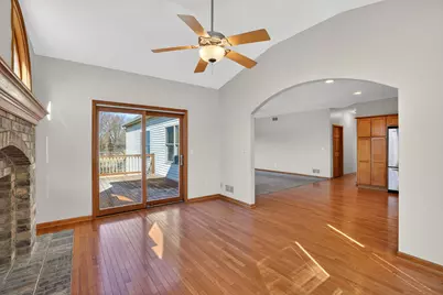 1302 Deerpath Drive, Yorkville, IL 60560 - Photo 21