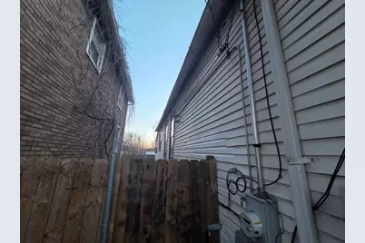 221 E 138th Street, Dolton, IL 60419 - Photo 15