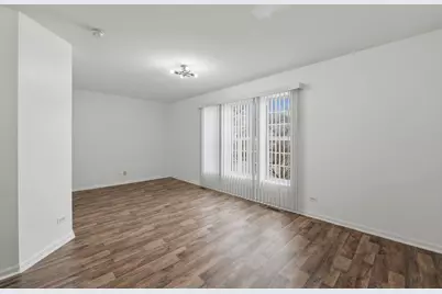 1438 Yellowstone Drive, Streamwood, IL 60107 - Photo 11