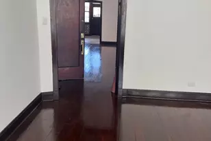 8139 S Peoria St, Chicago, IL 60620 - Photo 5