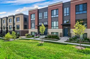 2333 Alumni Dr, Schaumburg, IL 60173 - Photo 1