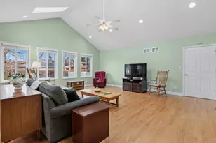 1430 Hoffman Ave, Park Ridge, IL 60068 - Photo 9