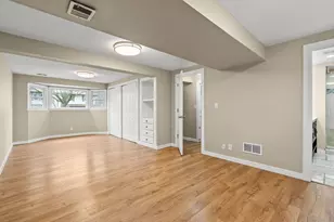 153 SW Camelot Way, Bolingbrook, IL 60440 - Photo 15