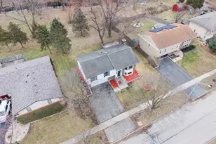 153 SW Camelot Way, Bolingbrook, IL 60440 - Photo 25