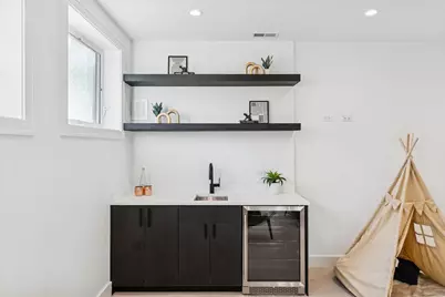 702 E 41 Street, Chicago, IL 60653 - Photo 31