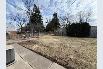 6743 W 115th Street, Worth, IL 60482 - Photo 27